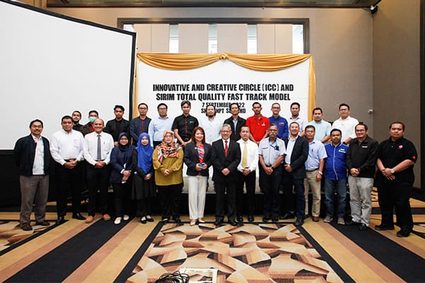 Group photograph at the ICC and SIRIM Total Quality Fast Track Model training